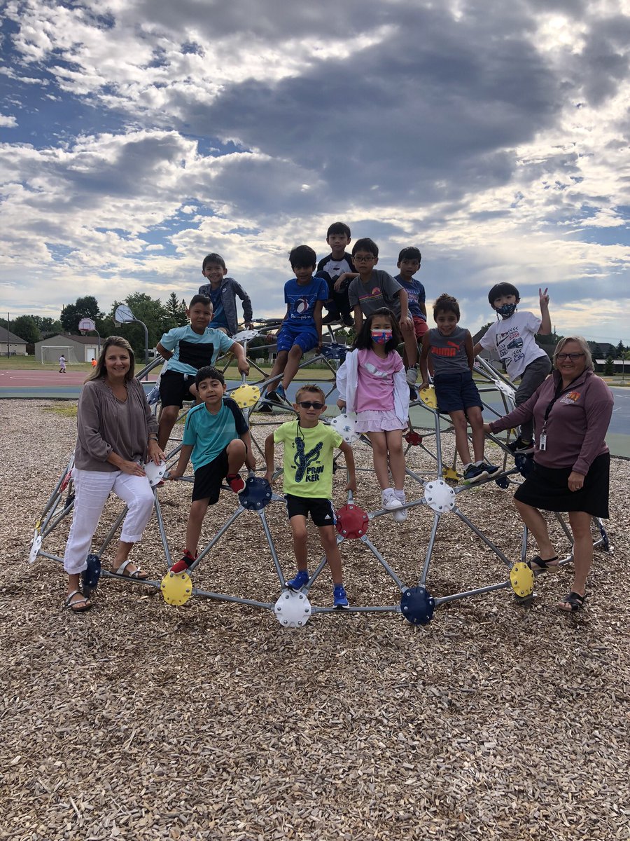 What a great 4 weeks of learning/practicing reading, writing, math, projects, making more friends, and reconnecting with old friends!#SLCSJumpStart