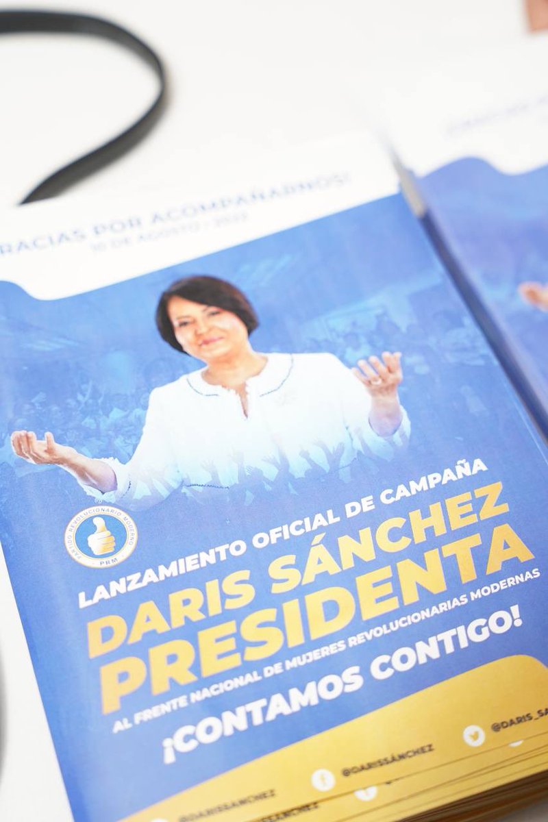 GloriaReyesG's tweet photo. Aquí estoy con las mujeres del Partido Revolucionario Moderno (@PRM_Oficial), apoyando la candidatura de mi amiga Daris Sánchez (@daris_sanchez), en un acto con el Frente de Mujeres Perremeístas. 

#DarisPresidentaMujeresPRM https://t.co/RXWw5s1aLz