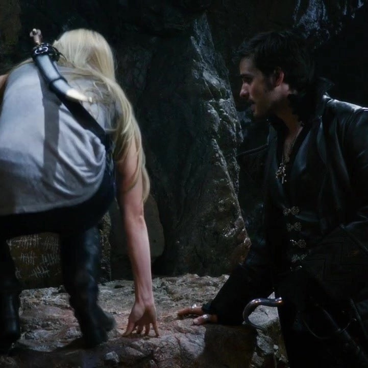 best of emma & killian (@hqcaptainswan) on Twitter photo 