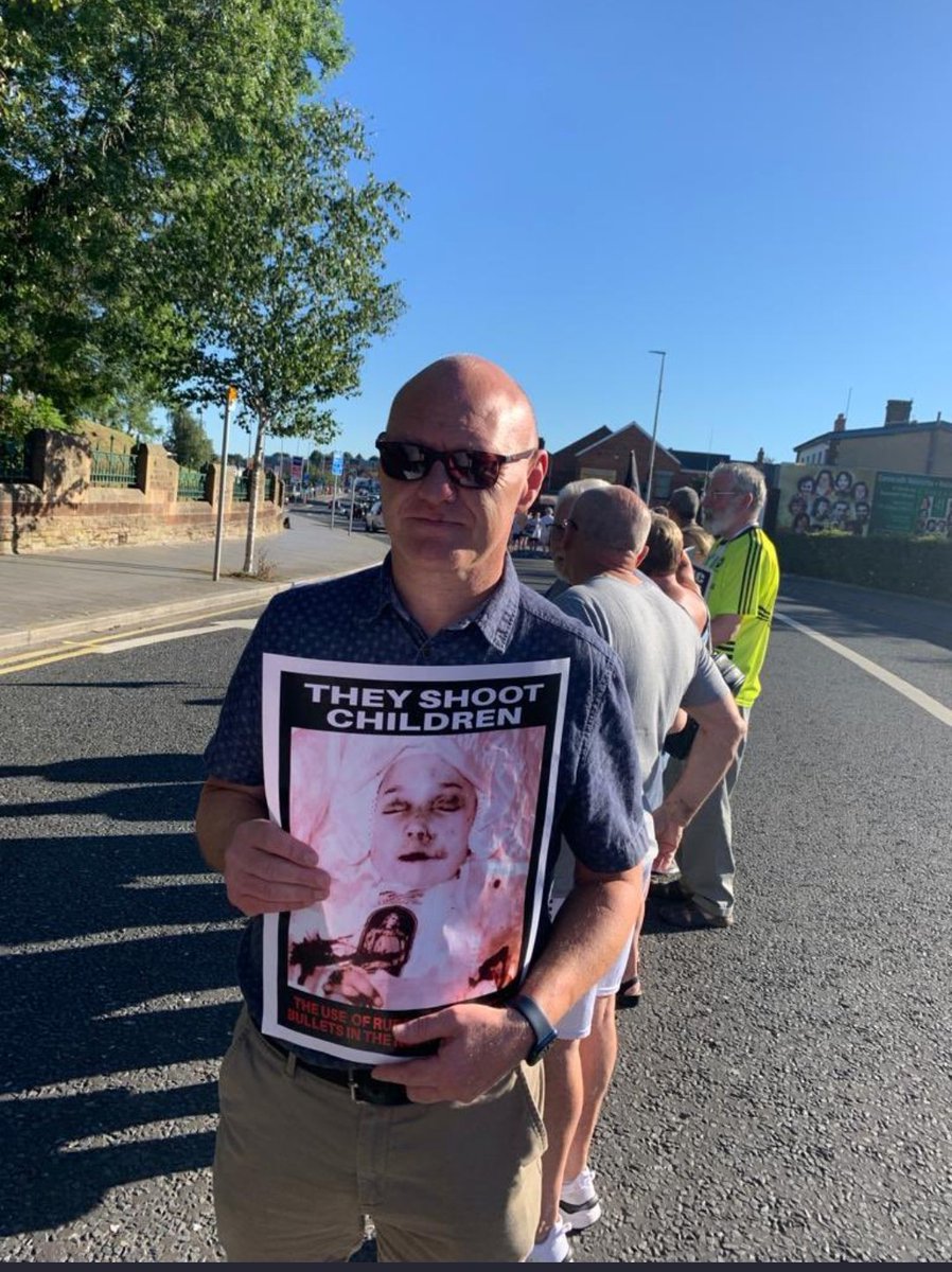 Lennon_Brady_SF's tweet photo. Plastic Bullets Vigil remembers the dead and injured of rubber and plastic bullets
#BanPlasticBullets https://t.co/IWLhojGJsK