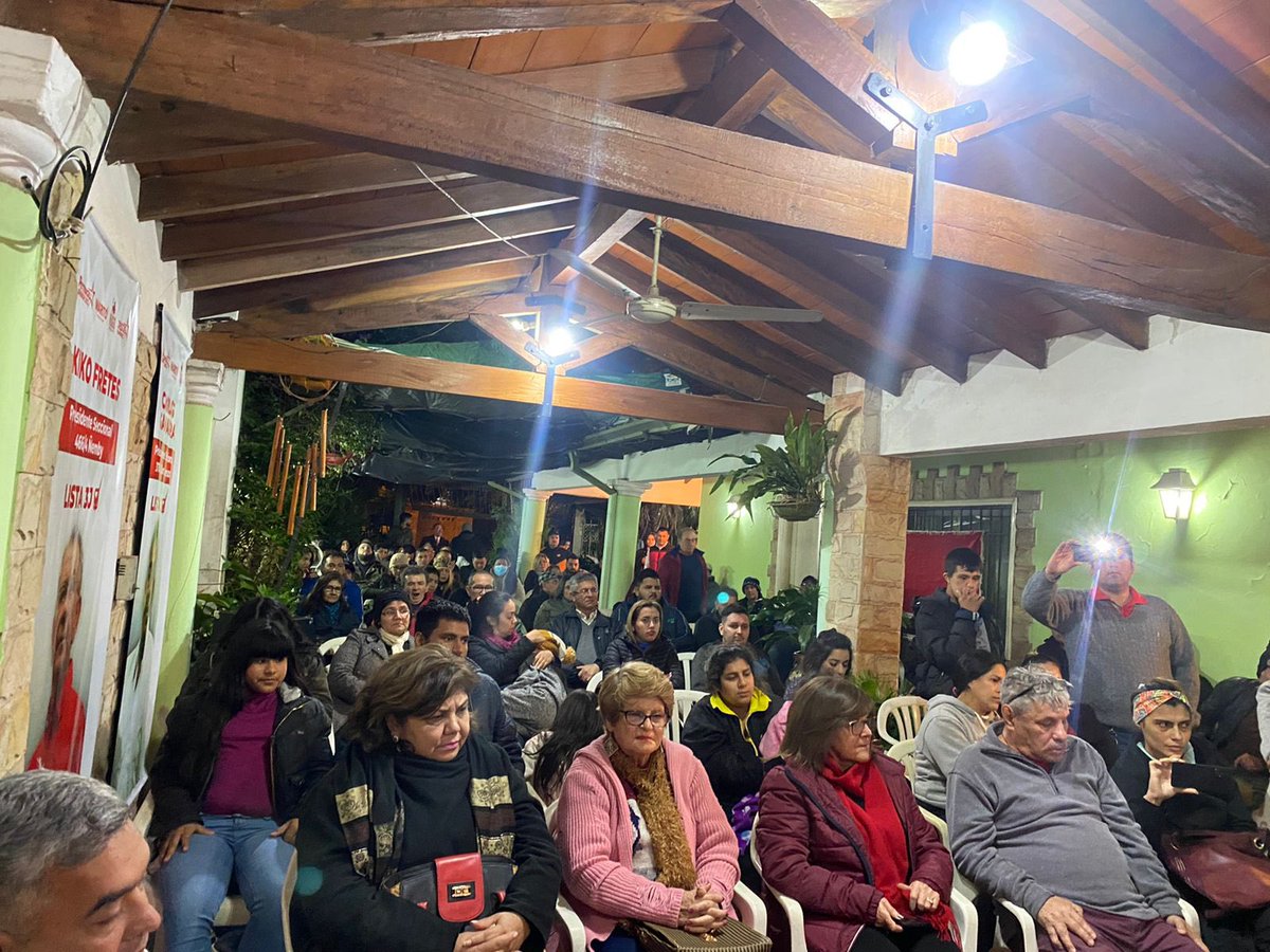 ANRxSIEMPRE's tweet photo. #Ñemby
Reunión de trabajo del equipo de Fuerza Republicana que lidera Jesús Gimenez, Candidato a Miembro de la Junta Departamental; con presencia del Candidato a Senador Luis Pettengil y el Candidato a Miembro de la Junta de Gobierno Freddy Mongelos
#HugoPresidente https://t.co/UWJrwrMNtf