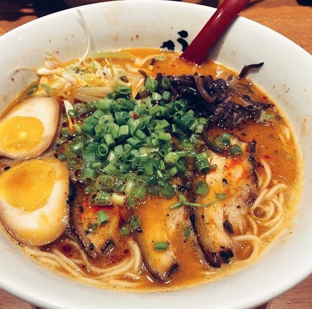 MarrieDanie's tweet photo. Yes,I gotta yummy yummy 😂😂
Be happy with what you have 🐱 https://t.co/IQMcJ4eqUY