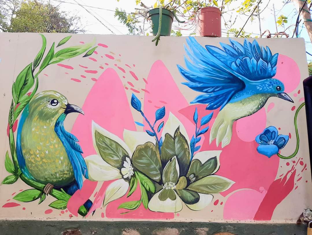 IVOsCafe's tweet photo. Otra de las artistas invitadas fue Nicol Rodríguez! Con mucho talento ella compartió su arte con todos durante el #LagoFest2022 #LagoFest #IvosCafe #IvosCafeHn #Yojoa #LagoDeYojoa #Honduras
Pueden contactarle en su perfil de FB:
https://t.co/WyWn1CmZPr https://t.co/KSgTvqp8MZ