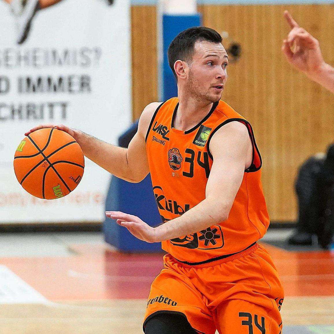 𝗧𝗿𝗶𝗯𝗲 𝗣𝗿𝗼 𝗦𝗽𝗼𝘁𝗹𝗶𝗴𝗵𝘁

David Cohn (<a href="/dcohn_34/">David Cohn</a>)
W&amp;M ➡️ 🇩🇪

✅ 3 Pro Seasons 
✅ Played for Wiha Panthers Schwenningen (German ProA) in '21-22
✅ Led league at 9.1  assists per game 
✅ Averaged 12 ppg
✅ Scored a season-high 23 in win over Vechta

#GoTribe