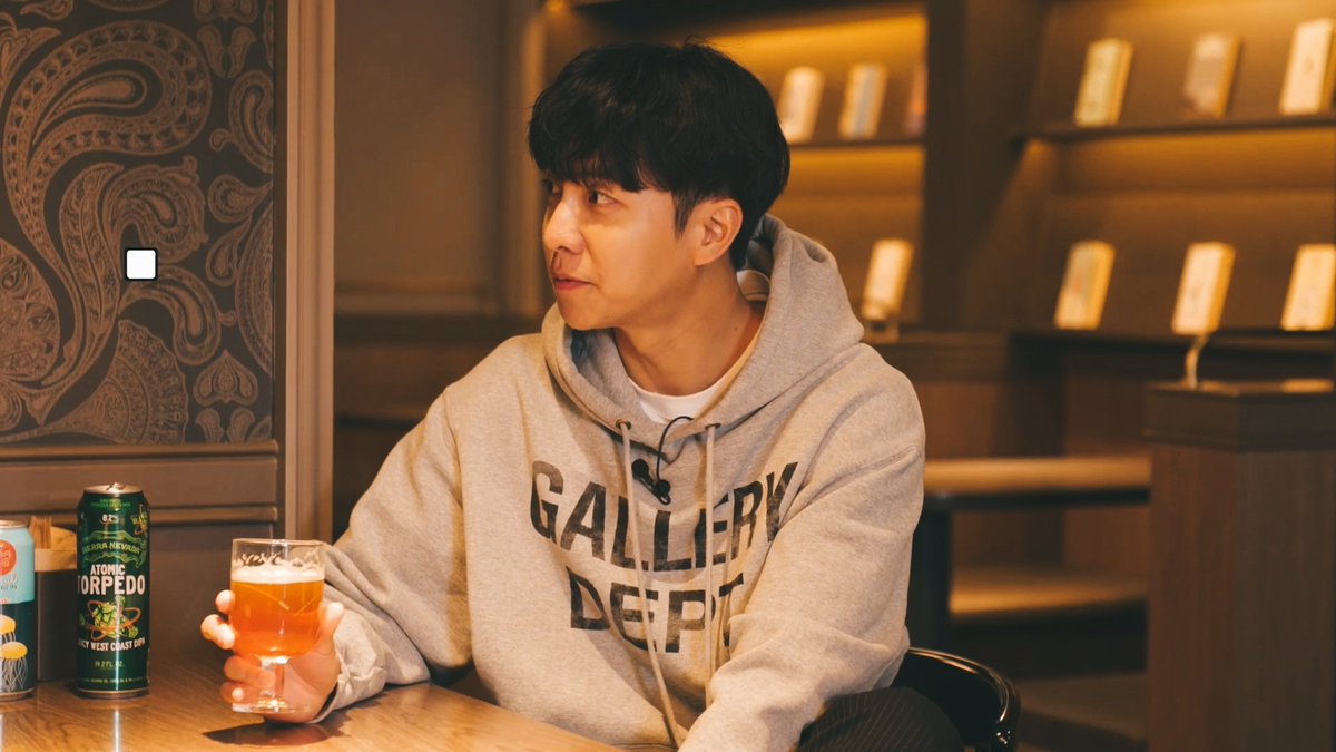 baekairen's tweet photo. 𝗛𝗨𝗠𝗔𝗡 𝗠𝗔𝗗𝗘:
𝙉𝙊𝙉-𝘾𝙊𝙉𝘾𝙀𝙋𝙏
#LeeSeungGi #이승기 #李昇基 #イスンギ #휴먼메이드 #HumanMade #이승기xHUMANMADE #NonConcept #논컨셉 https://t.co/6oCUDnbcg2