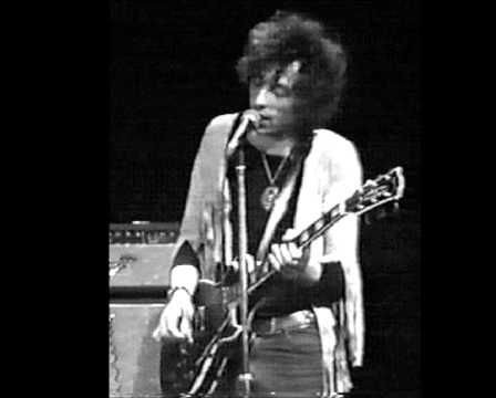 Crystal41654097's tweet photo. Chicken Shack / Poor boy 
https://t.co/emkDtBLvVU via @YouTube
#StanWebb 
#team_musicLov3rs https://t.co/k8iQvENl5X
