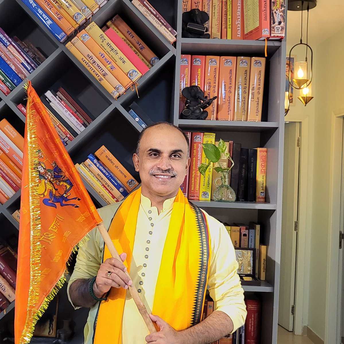 sdeo76's tweet photo. जयश्री श्याम! 🙏 हर घर भगवा... https://t.co/7UFZrkB6Qa