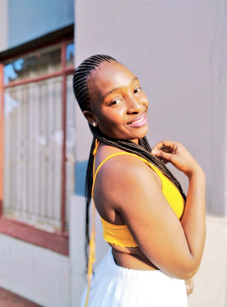 Can i get a boyfriend? 

💛🤍🖤