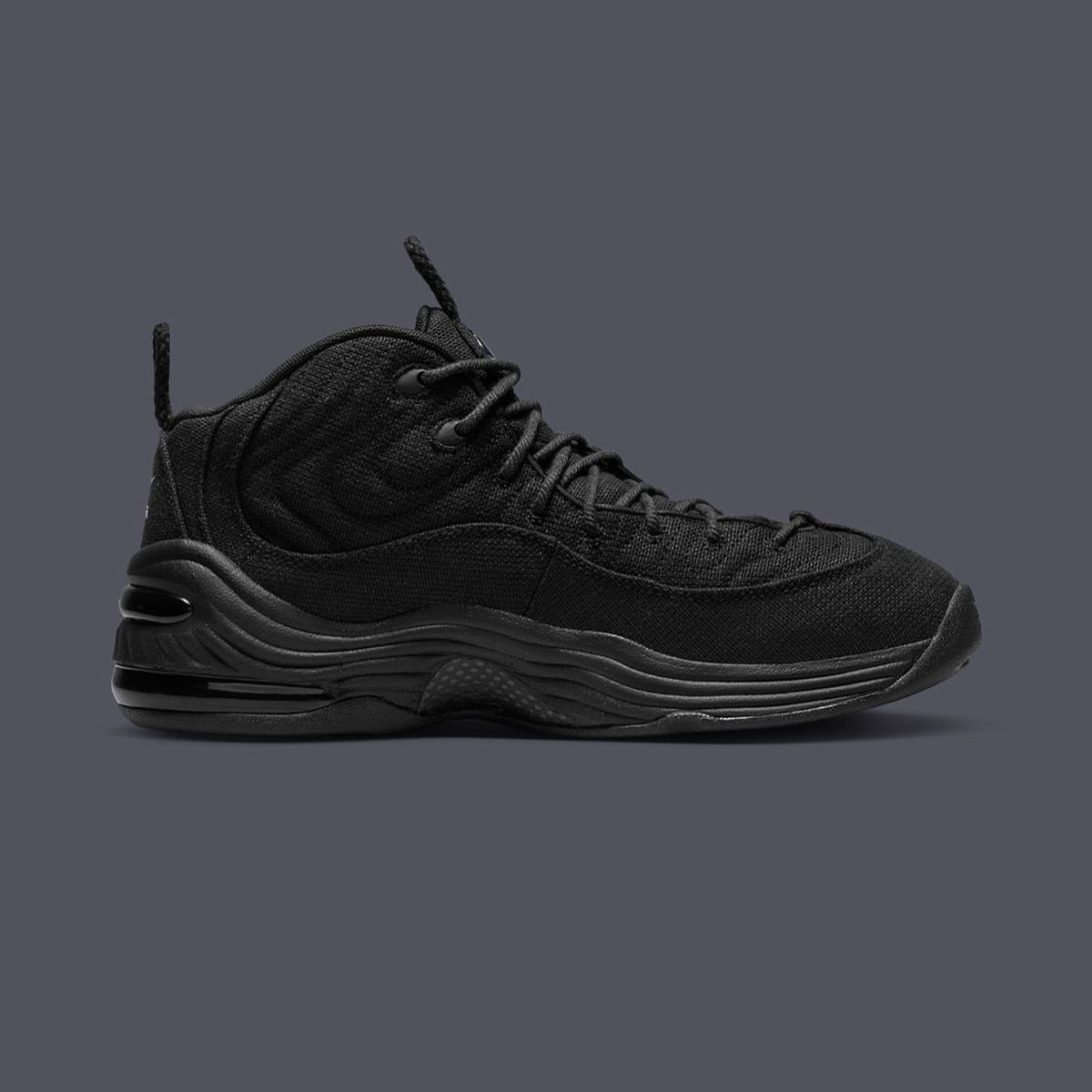 Ovrnundr's tweet photo. Stussy x Nike Air Max Penny 2 official images. Releasing Fall 2022, retailing for $200 dollars. Online https://t.co/HGr3dmqMIN, Nike SNKRS App and Stussy retailers.

Photo: @houseofheat https://t.co/XlWxZNfOrp