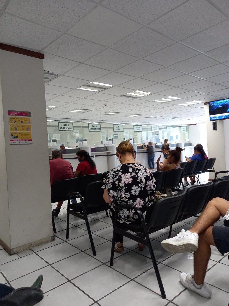 sylvia_pmg's tweet photo. @AyD_ParaTi vienes a ser un trámite y te ponen cada traba estúpida a pero si te piden pagos y no hay servicio de agua @NOTICIASMVSMTY #noticiasmty #guadalupeNL @joluisgarcia https://t.co/HpKr2Gmnq1