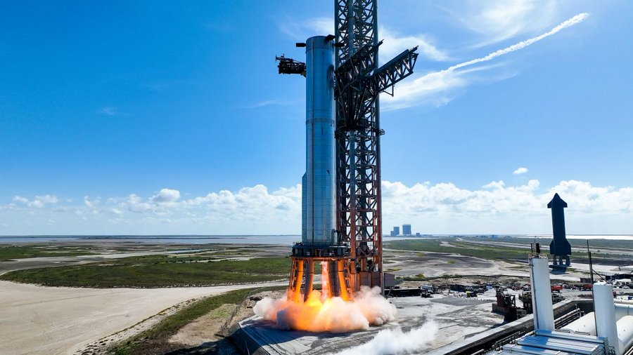 Eli_Krumova's tweet photo. .@SpaceX fires up Super Heavy booster for 1st time ahead of #Starship orbital test flight
https://t.co/nRveV9Gj8o
v/ @SPACEdotcom
#SpaceX #technology #tech #SpaceTech #FutureTech #EmergingTech #Innovaion #Space #Cosmos https://t.co/1ll4lYmXYj