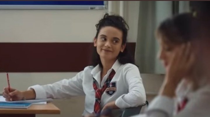 Zeynonun yanında sürekli gülmesi peki 
TatlıBaşlangıç zeyçağ
#zeycağ