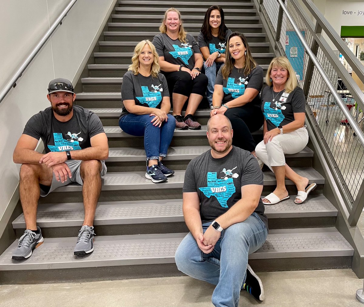 VRESMusicteach's tweet photo. #boerneisdfirstday specials team and I are Back to school! @VanRaubES https://t.co/VrQXrSU7R5