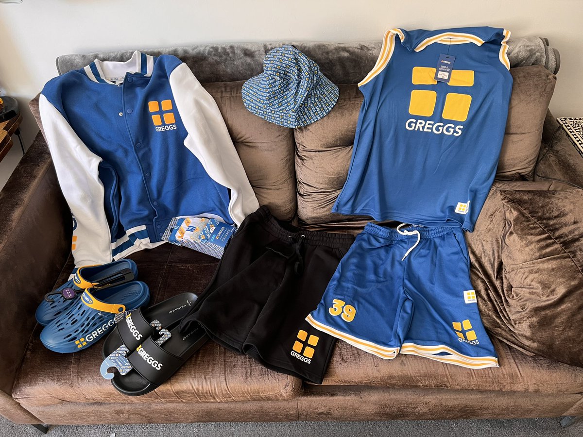 Happy Dan.

#greggs #primark