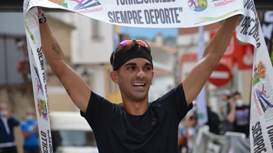 🎽 El torrejoncillano <a href="/MarioMirabel/">MirabelAlviz</a> ya ha confirmado su presencia en #UltrArtesanos2022.

🏆 Junto al también pringón <a href="/PJHernandezS_/">Pedro José Hernández Sánchez</a> es el único atleta que ha conquistado las tres pruebas (Ultra, Trail y Cross).

❓ ¿Te vienes a plantarles cara? 👉🏼 ultrartesanos.com