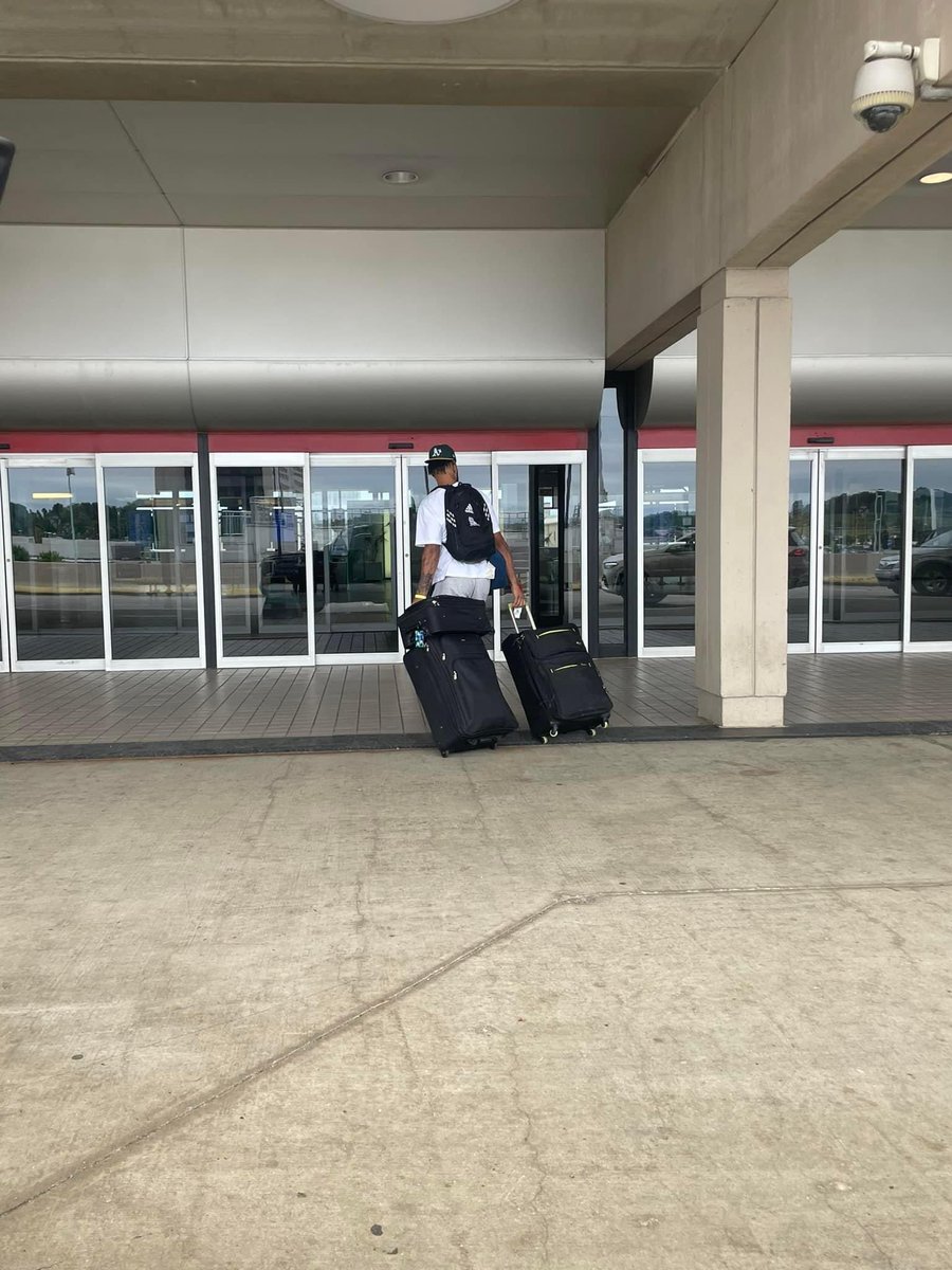 Tyler Frederick of <a href="/RockBasketball/">SRU HOOPS</a> left today for the Netherlands 🇳🇱 to join his club BAL Limburg of the <a href="/BnxtLeague/">BNXT League 🇧🇪🇳🇱</a> !! Split 1st Division w/ Belgium 🇧🇪. Long ✈️ ride will be worth it. We wish him the best!