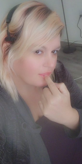 Feeling naughty at work who wants to fuck and film. https://t.co/gqMpcnfyFD