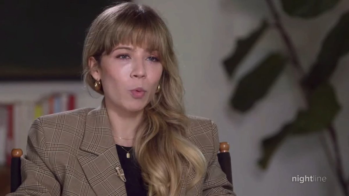 @therecount's photo on Jennette McCurdy