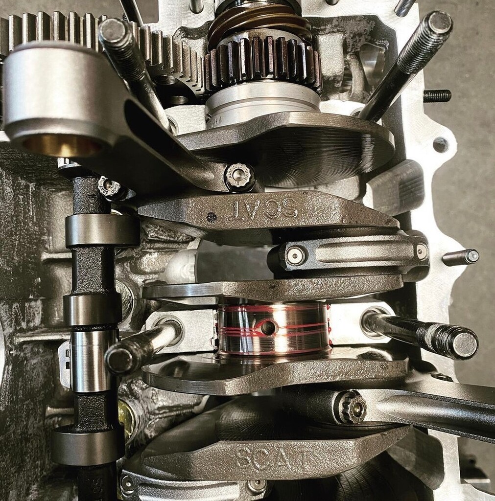 VwScat's tweet image. Rick Wright Jr. shared: Fun getting a #2386cc #VWengine together. Should make some decent power. 🤞🏻 instagr.am/p/ChFdPVuOdIr/