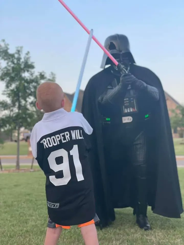 501stLegion's tweet photo. Happy 5th Anniversary to the @OK501st! They have trooped 253+ events, spent 13,153 volunteer hours and raised $109,995.27+ for charities. Amazing work troopers! Website: https://t.co/svpjy18J03
#501st #StarWars #UnitAnniversary #BadGuysDoingGood #BadGirlsDoingGreat https://t.co/zBCJe0pwli