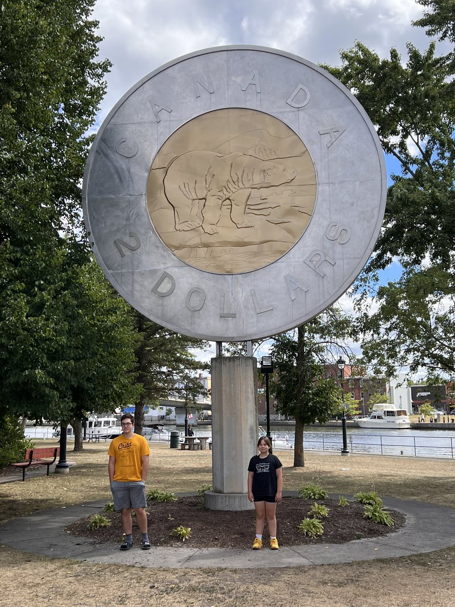 Well on our way to Halifax, taking a few photo ops along the way. Soon enough, going to be a full time Husky. <a href="/SMUHuskies/">Saint Mary’s Huskies</a>, <a href="/smuFTBL/">Saint Mary’s University Huskies Football 🇨🇦</a>
