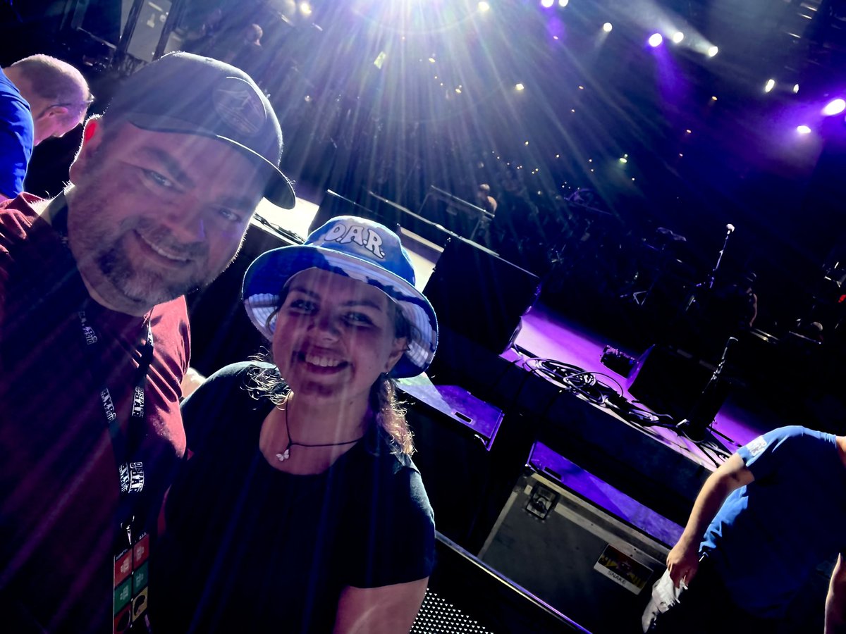 bradselan's tweet photo. @Richard_On Was nice to share to the front rail in CBus with you and your friend, @waalien ! And, thanks for a kickass performance for my daughter’s first OAR concert, @Richard_On ! https://t.co/JXbkRzBG8A