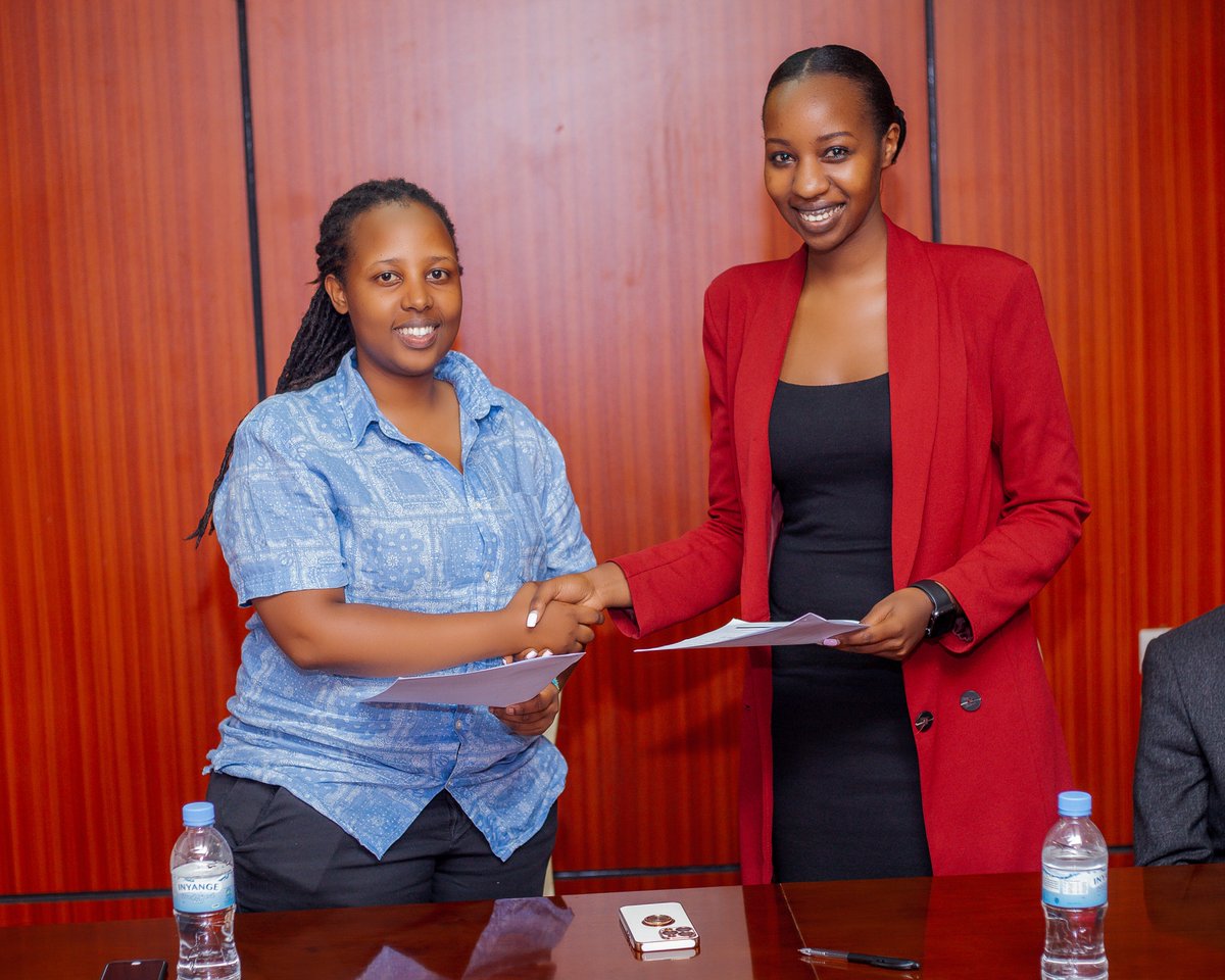 zanatalent's tweet photo. New agreement between Zana Talent and comedy Lab to sell their album named "COME"DUCATION.
Go get it on https://t.co/v67k4No4YP or use our mobile apps (google play &amp; app store). https://t.co/1VwWW4G84T