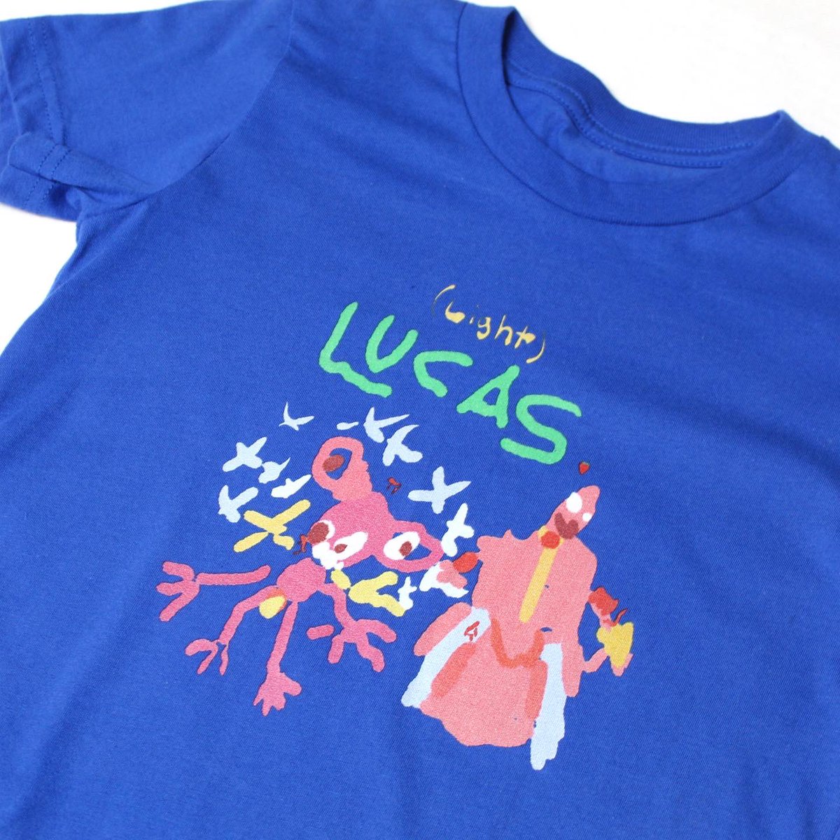 pabsprints's tweet photo. my son designed his first tee 🥲💙 he specifically told me to sell it for $17 dollars his attention to detail is insane peep the little strawberry 🍓 this tee is available on my website all proceeds go to him of course🌟

https://t.co/zNiCmAmTAs https://t.co/3b8fRcjqTd