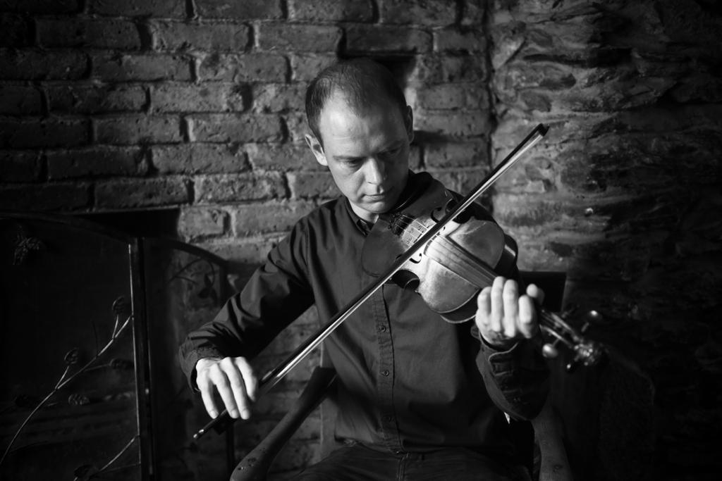dingle_folk's tweet photo. Midweek Magic tonight in Dingle
#dingkefolkconcerts #midweekmagic #dingle #traditionalmusic #stjamesdingle #stjameschurch https://t.co/nkRRebd8Uk