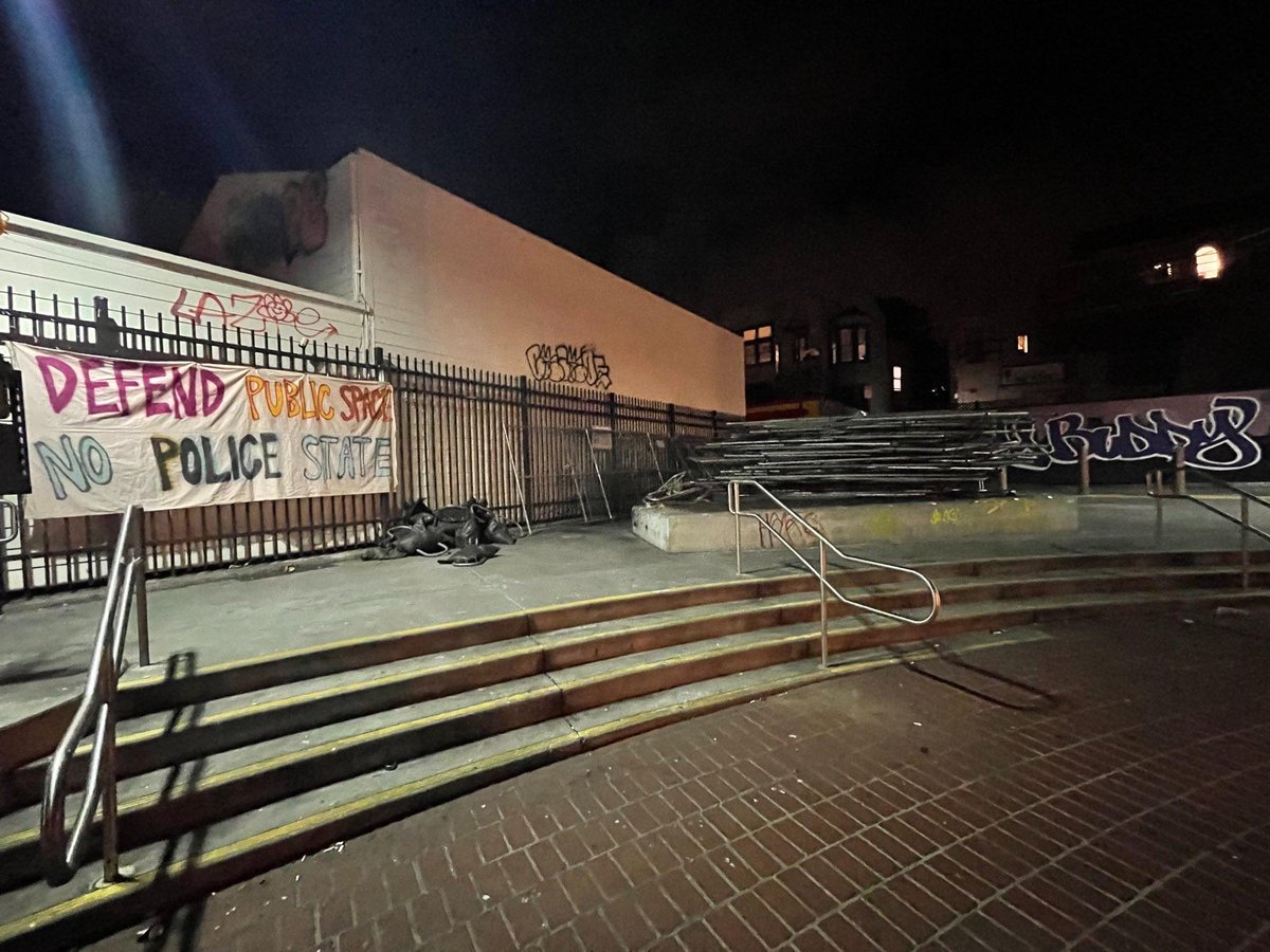 St.Plaza in SF was reclaimed for the ppl in solidarity with People’s Park in Berkeley,Parker Elementary in Oakland, Echo Park in LA,Mystic Garden in DC &amp; every fight for the liberation of public space &amp; against the ever-encroaching police state  #antireport