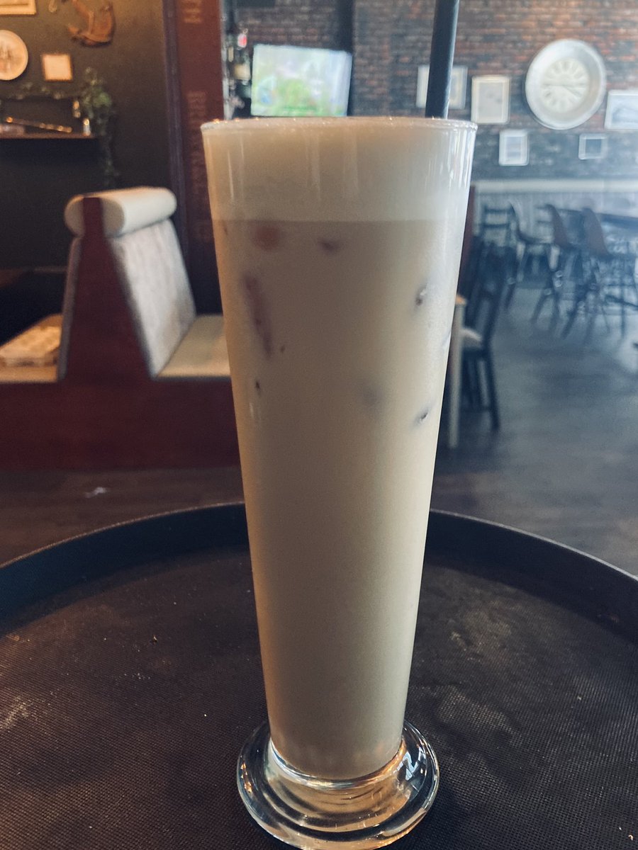 cafe1851's tweet photo. Iced lattes kept customers cool 😎 today at #1851 https://t.co/UGWljg7eL5