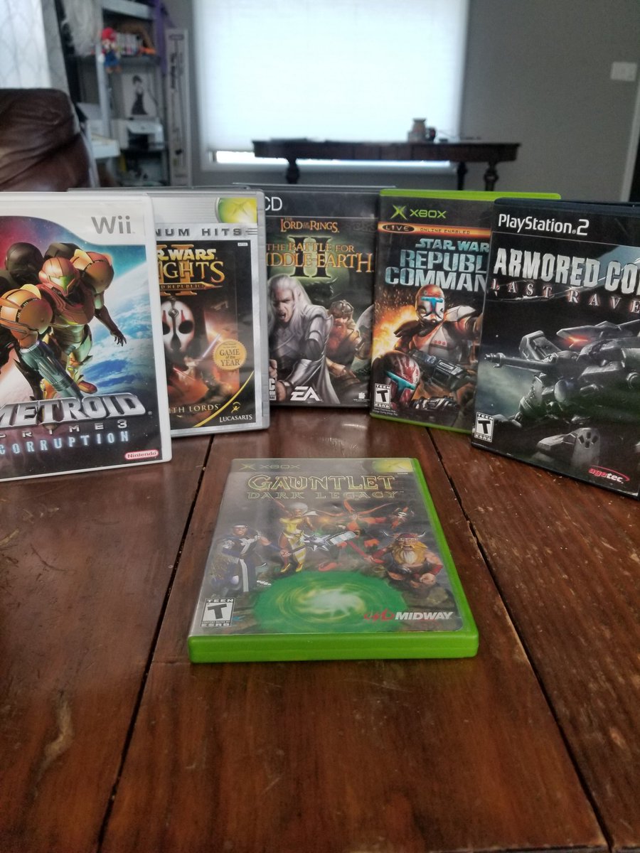 radkatz55's tweet photo. What is a dead gaming franchise you want to see return?? #gaming #videogames https://t.co/WKiQT5R601