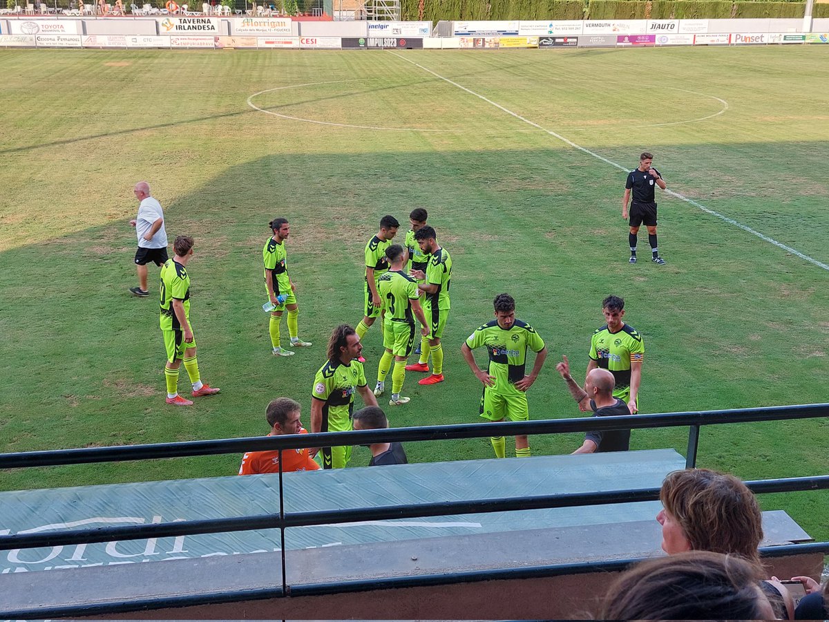 Momenta d'hidrataciò al Mpal. de Perelada
Pereleda 0 - <a href="/CESabadell/">CE Sabadell 🧅</a> 1