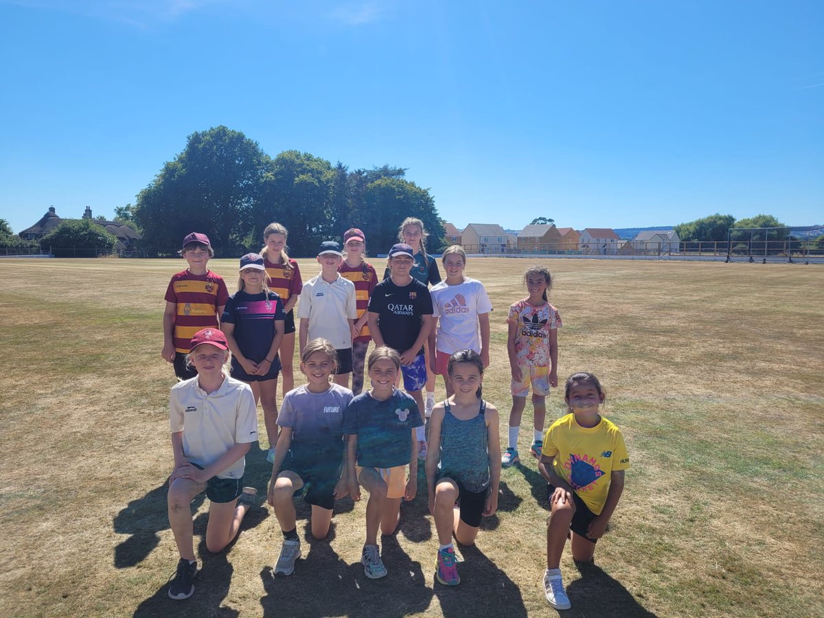 Another great girls only camp at <a href="/IltonCC/">Ilton Cricket Club</a>, great to see representation of girls from clubs across the south of the county 👇

We still have camps available this summer 🌞

📅Wed 17th Aug - <a href="/ChardCricket/">Chard Cricket Club</a> 
📅Thurs 18th Aug  &amp; Wed 24th Aug - <a href="/ClaverhamCC/">Claverham (Yatton) Cricket Club</a> 

🔗tinyurl.com/ynw2e8zv