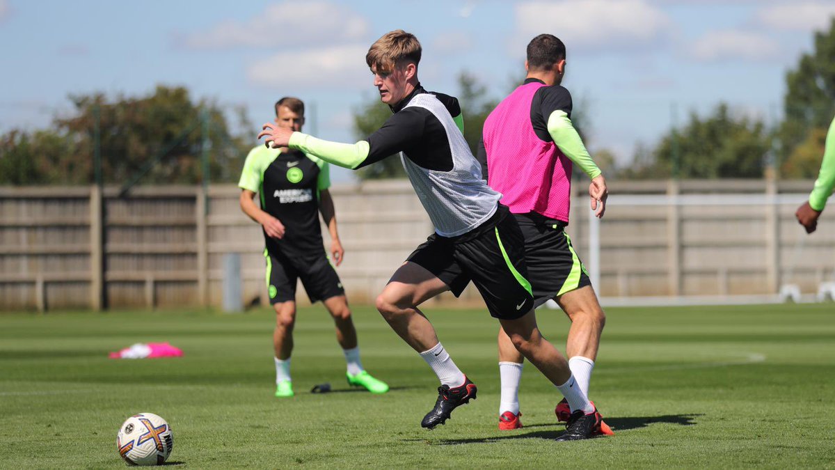 charlie penman tweet media