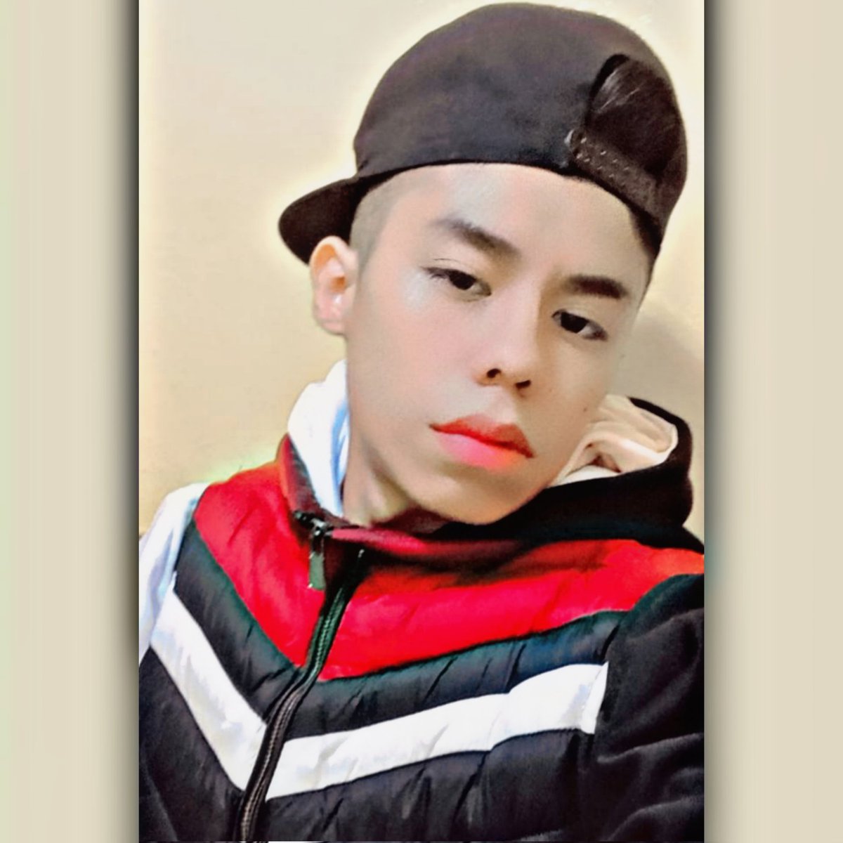 BrandonCuahute1's tweet photo. #NuevaFotoDePerfil https://t.co/zV5iCVkGDV