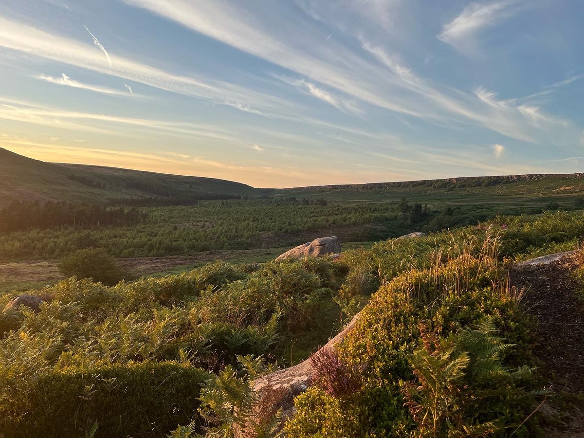 E_J_Morgan's tweet photo. The beautiful Peak District at its best last night ❤️ https://t.co/knkcqZN0JY