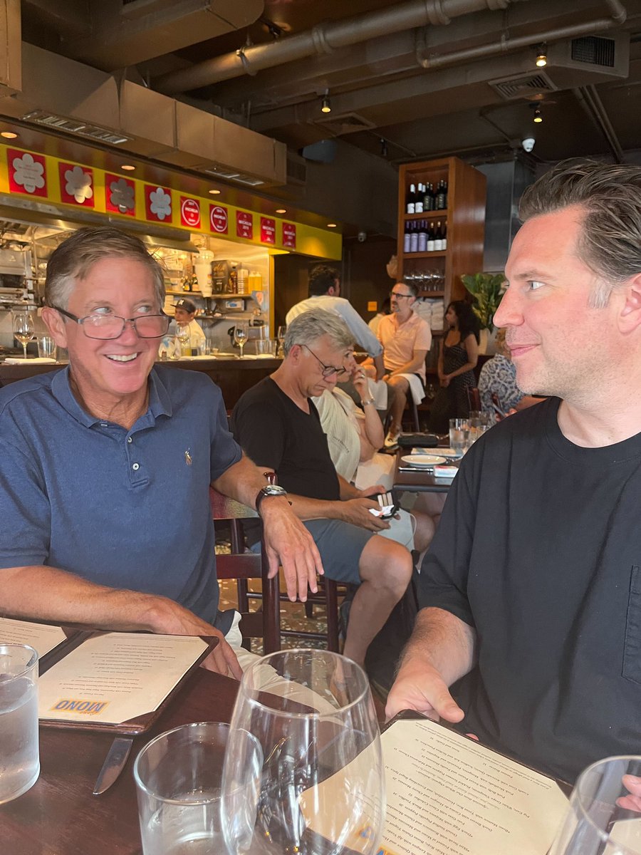 JourneyFurther's tweet photo. Belated team lunch to welcome @heydomenica and to celebrate all of us being in the same place at the same time for the first time. Then back off to nail our new creds and agency story for the US πΊπΈ #performancebrands #pbot #digitalpr #journeyfurtherwithus https://t.co/6Dm0M9d6fz