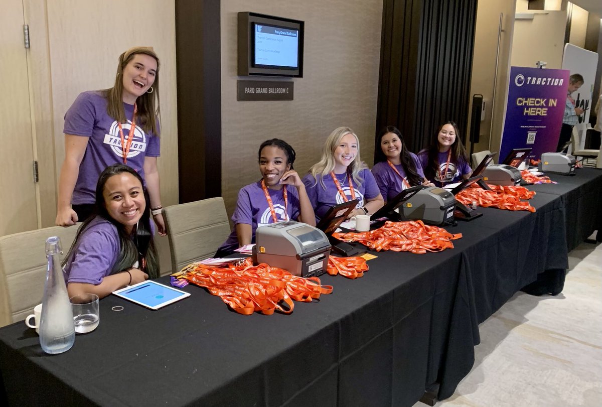 Come say hi to the ⁦<a href="/cred_sf/">cred.</a>⁩ team at registration! #TractionConf #vancouver