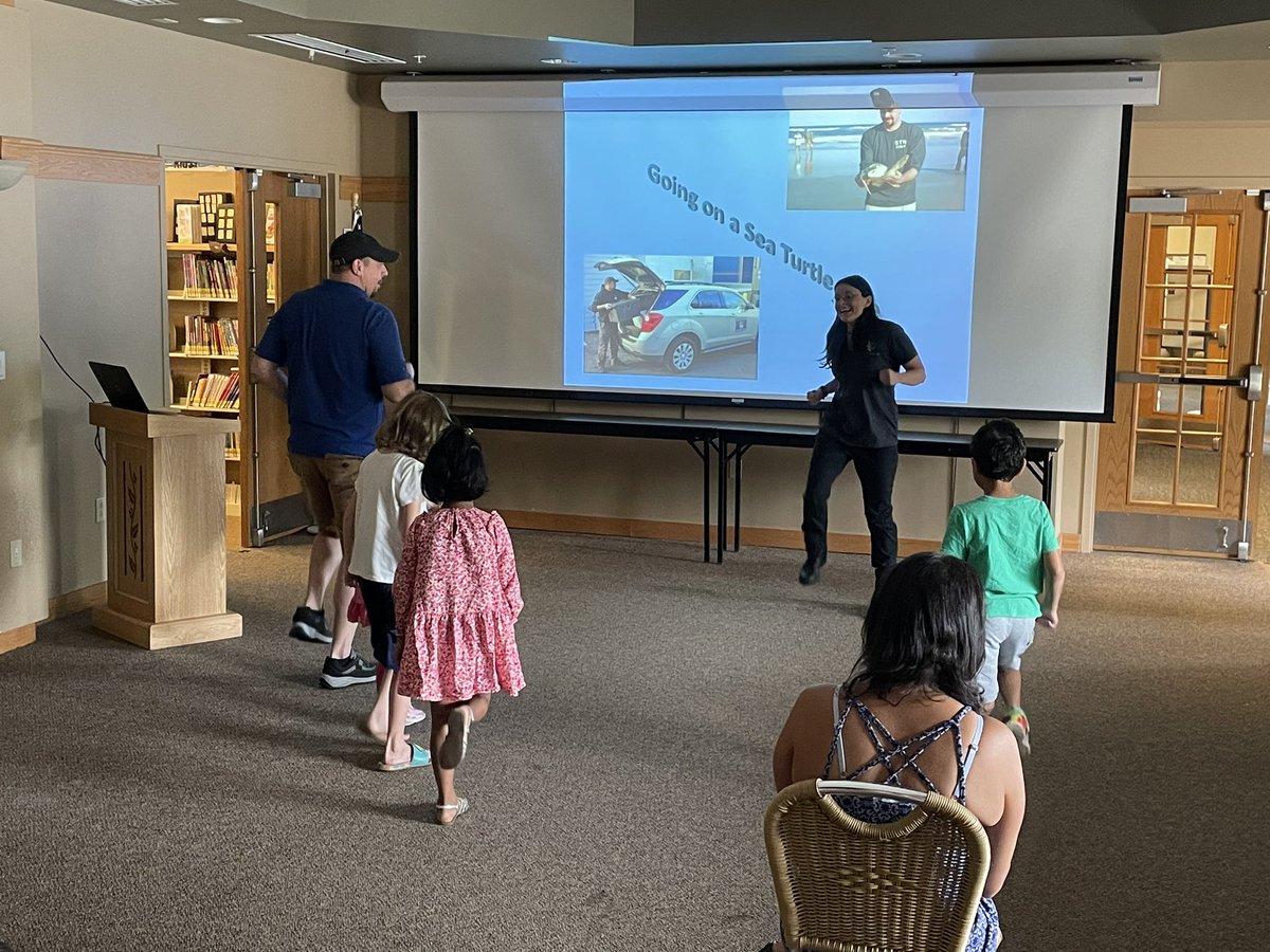 loggerhead_rov's tweet photo. Our students and friends from the Sea Turtle Recovery had an amazing morning sharing how we all can do our part to help conserve our oceans!  A special thank you to the Mount Olive Library for hosting us today! @RebeccaKreider @PrincipalMOHS @KevinRStansber1 @matecenter https://t.co/PsgDYpEFve