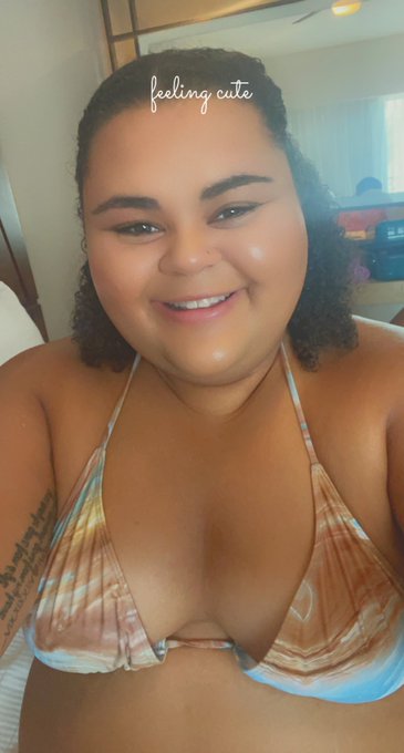 I love this swimsuit for Mexico 😍 https://t.co/gSMz5a1rgS