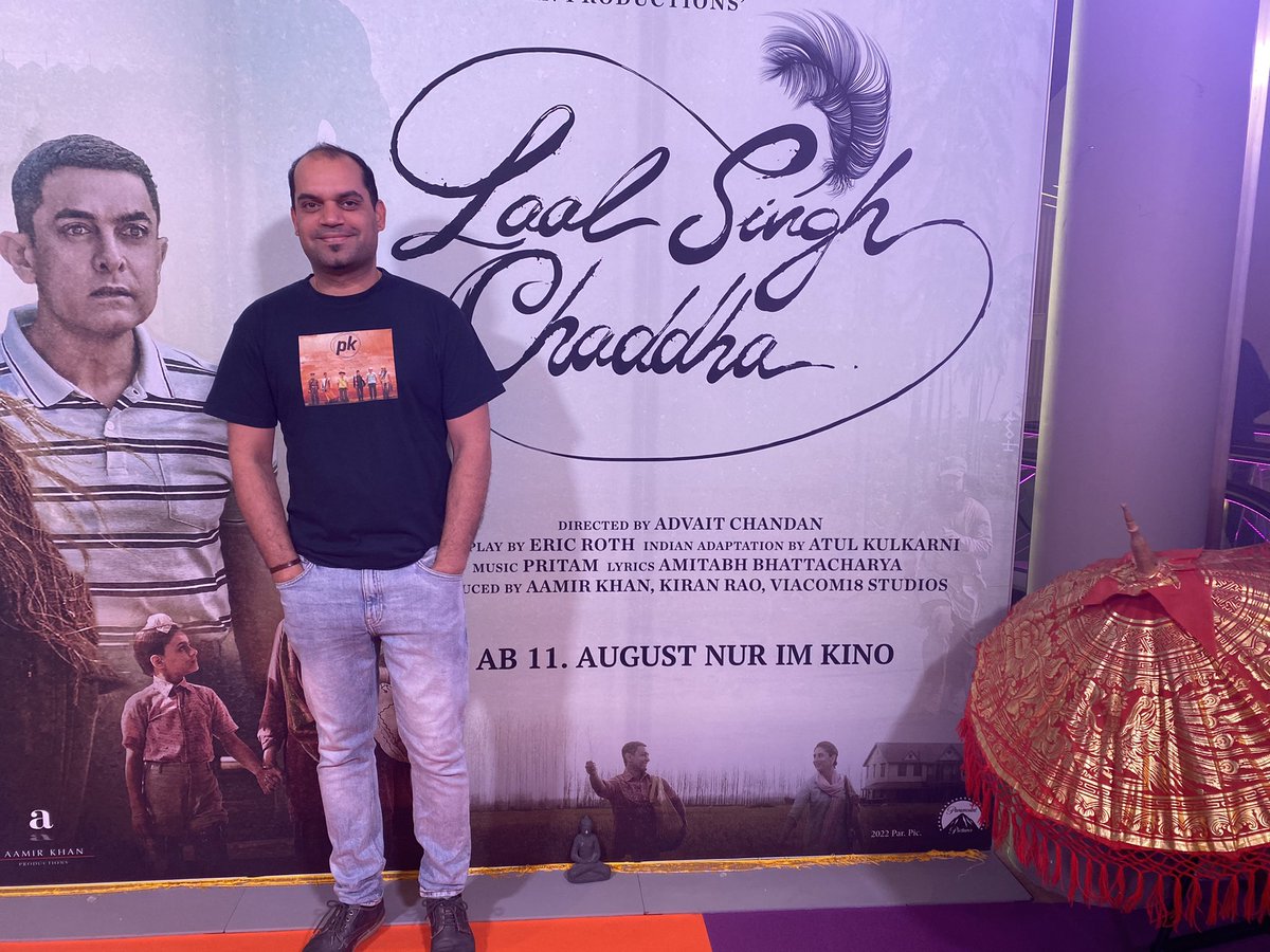aamir_greatest's tweet photo. Now watching #LaalSinghChaddha grand premiere in berlin https://t.co/pu9PmStaRp