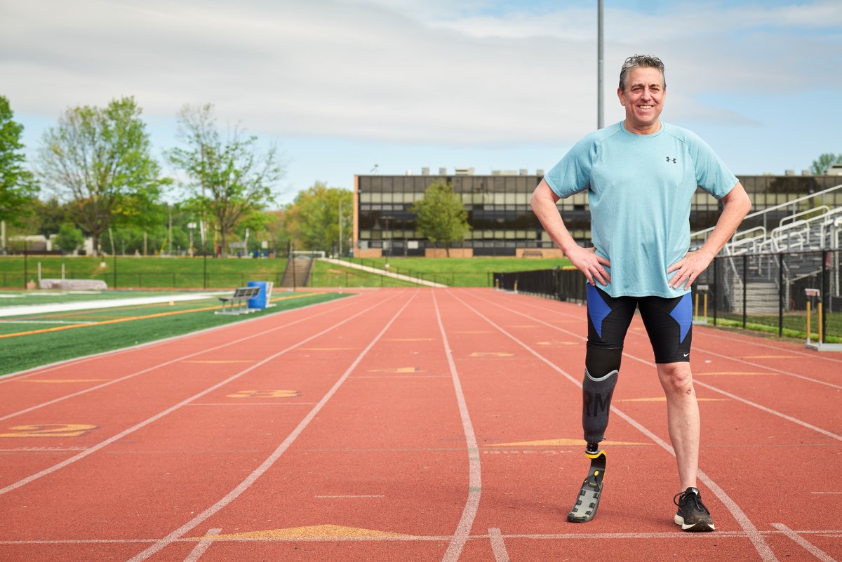 nyphospital's tweet photo. After choosing to amputate his lower leg due to chronic pain from a football injury, Gary regained his life as an athlete and active dad of three. Thanks to his surgical team at #NYP/@ColumbiaMed, Gary now competes in triathlons: https://t.co/J61Co6eFEP #HowIStayAmazing https://t.co/tvEsi2ELu6
