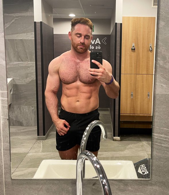 First gym day in Barcelona. Hope everyone is enjoying circuit. https://t.co/aDu1YMF6bG