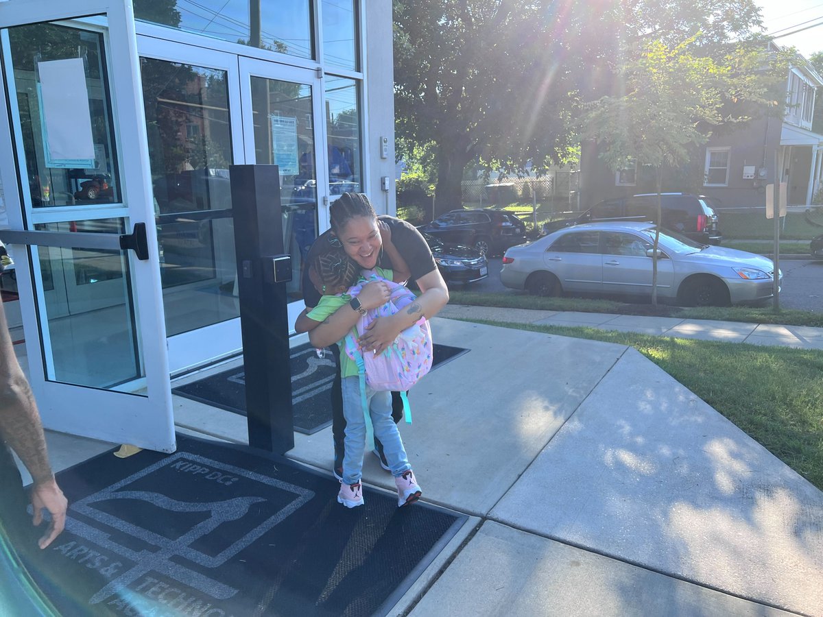 KIPP_DC's tweet image. Day 2 of joyful learning.😁
We are so excited to have our students back 🥰
#Welcomeback #KIPPDC