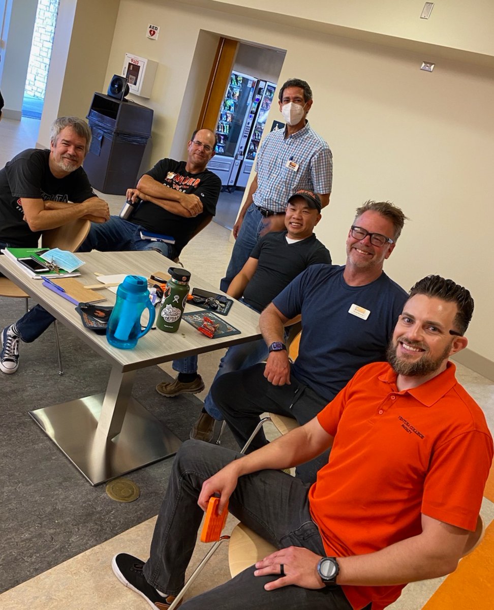 ventura_college's tweet photo. Today is our Student Affairs Division meeting where departments including Financial Aid and Counseling are prepping to receive you back on campus for Fall semester on AUGUST 12. We can't wait to see you!

#VCPiratePride #VenturaCollege #VenturaCA https://t.co/7bAZrj1CQz
