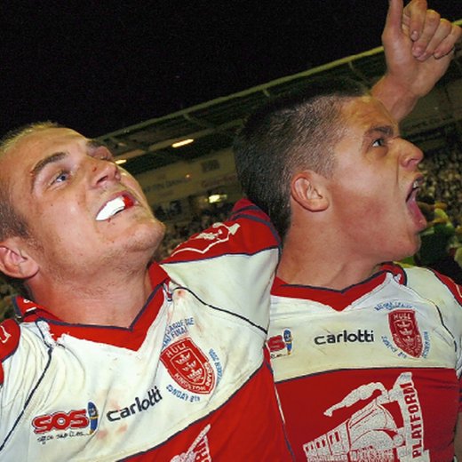 Cougarmania's tweet photo. 🏉 @scottmurrell85 has this evening announced after a professional career that has spanned two decades and more than 400 appearances, he is to retire following the conclusion of the 2022 season.

👏 What a career. A true legend.

Read ➡️ https://t.co/k4K2zl4HDD

#ThankYouMuzza https://t.co/3WwFB7fxBz