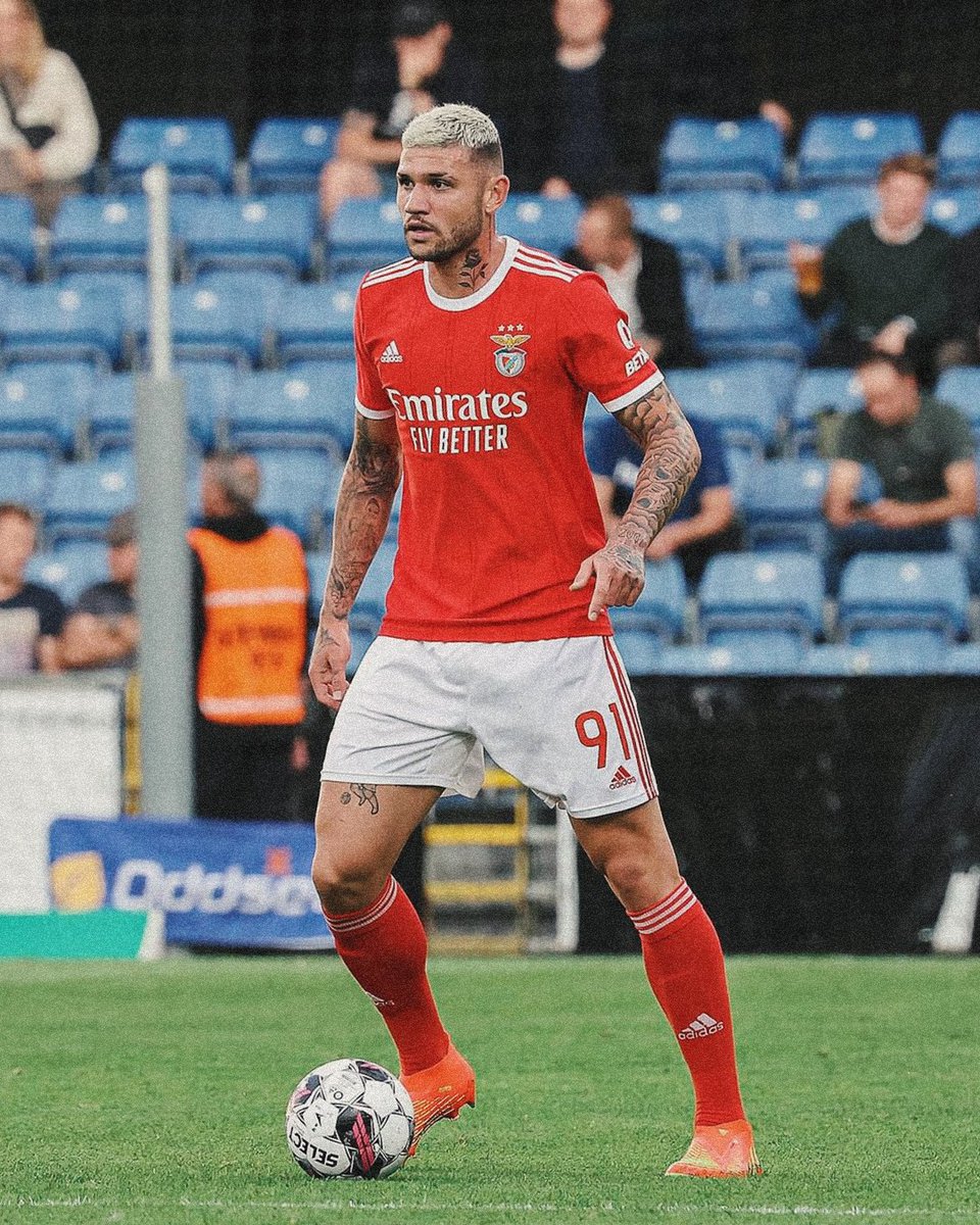 2/4 Em busca do nosso objetivo maior! #SLB 💪🏻🦅🔜