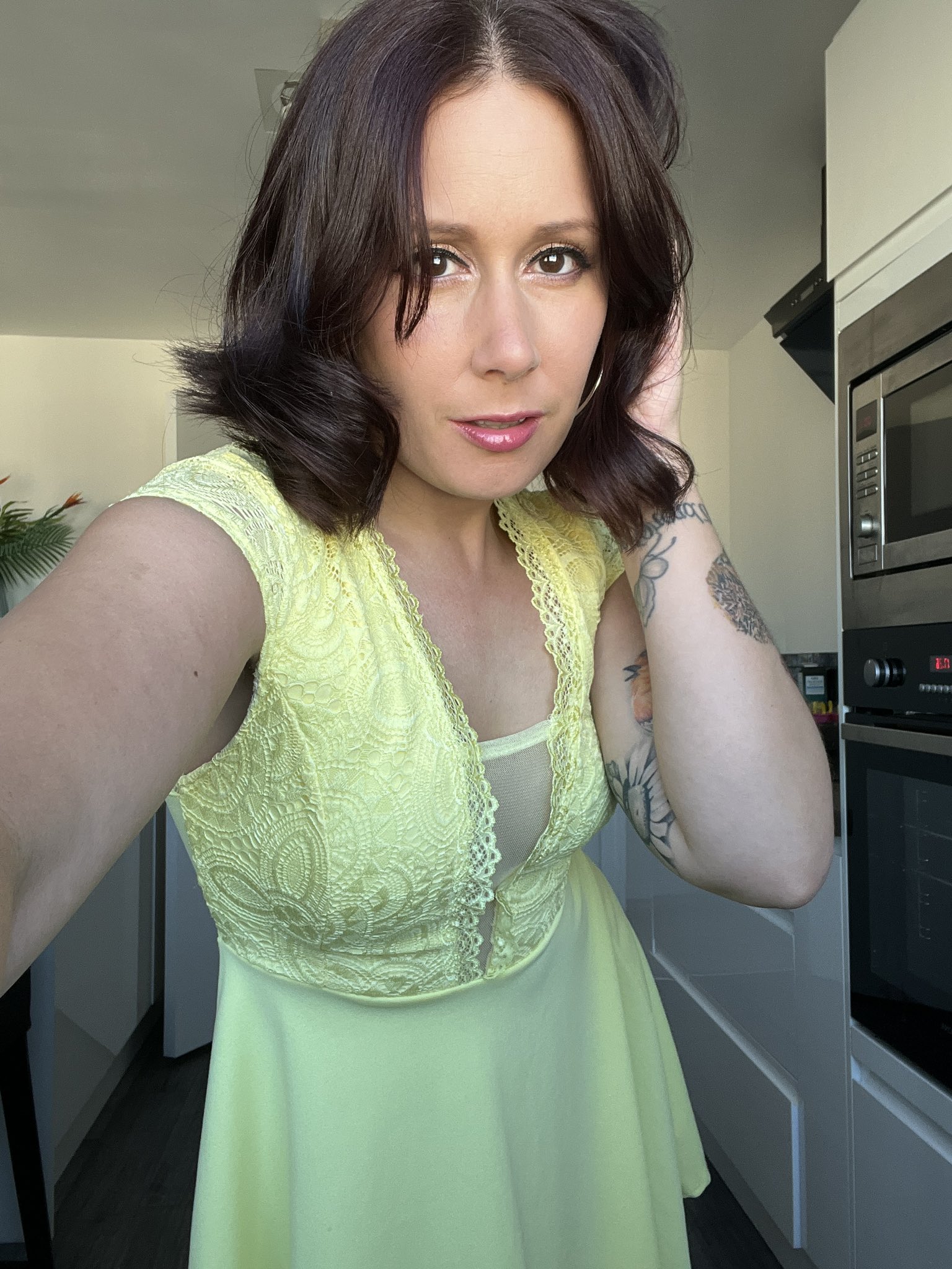 TW Pornstars - 🦋Belle Ohara🦋 - 🎂 5th July🎂. Twitter. In London tonight for my partner’s birthday