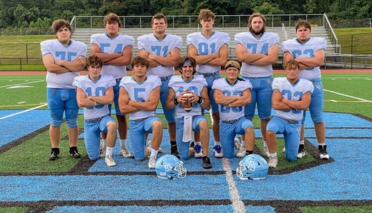 MDrago59's tweet photo. Daniel Boone Blazers Photo Day 2022 https://t.co/zzQGFGx5dq @BlazersBoone @RobFlowers5 @AB5377  @DBooneBlazers @BooneFootball   
@DeanRotter @EthanKryman @robbieburns_ @EthanKryman @ryan_souder33 @DravenKlick @TonyRulli65 @RGMentz63 @JordanMeyer71 #mikedragosports https://t.co/JfdkzSHYBv